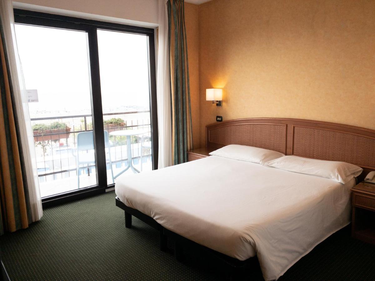 Hotel Santa Maria Chiavari Dış mekan fotoğraf