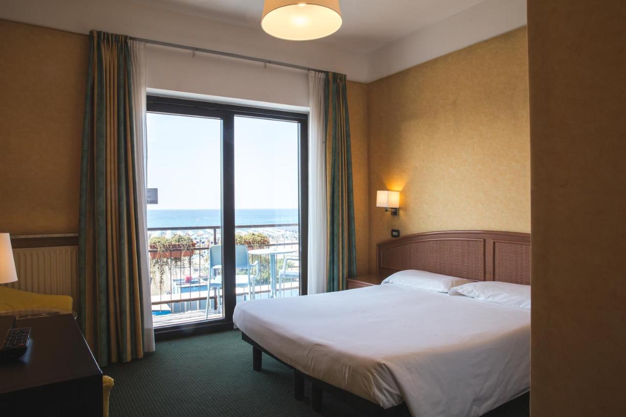Hotel Santa Maria Chiavari Dış mekan fotoğraf
