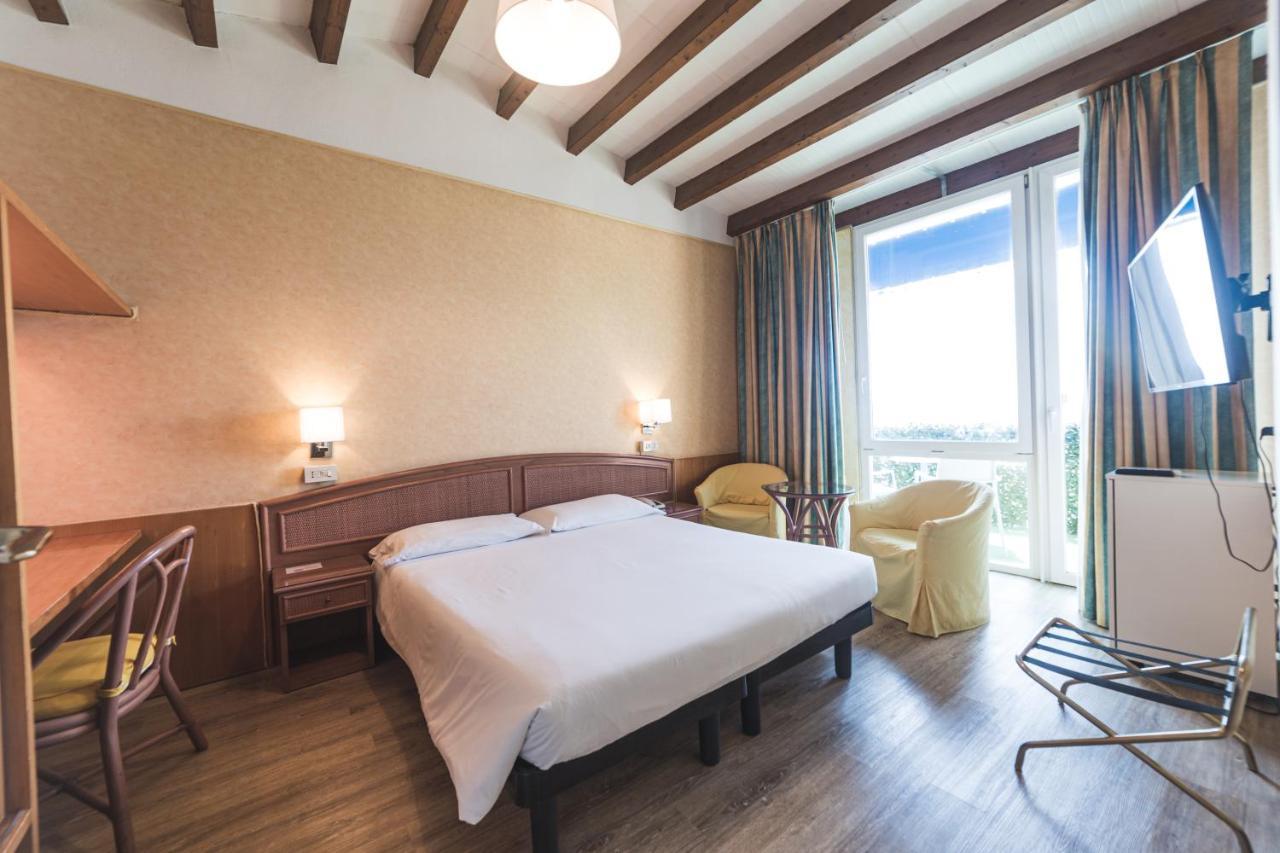 Hotel Santa Maria Chiavari Dış mekan fotoğraf