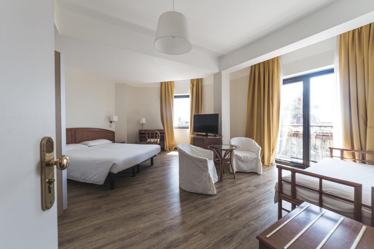 Hotel Santa Maria Chiavari Dış mekan fotoğraf